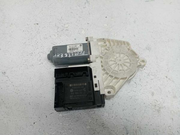 MOTEUR LEVE VITRE AVANT GAUCHE VW - Vue 1